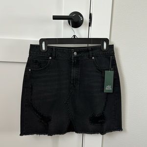 Wild Fable Black Distressed Denim Jean Skirt Size 6 NWT